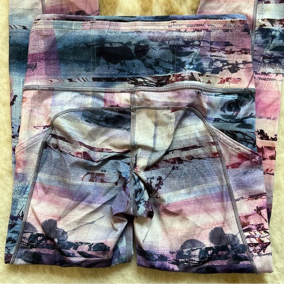 Lululemon Leggings 4 Fast & Free 7/8 Tight II Purple Sunrise Pink Small running - Picture 4 of 15